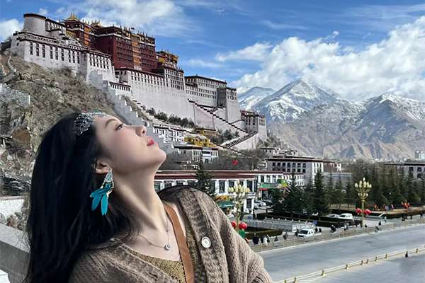 想六七月份去西藏旅游的话，需要准备哪些东西